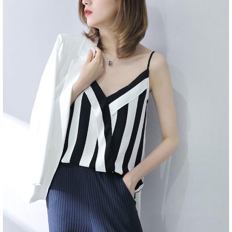  new striped suit with female ruffled camisole and loose sleeveless top V-neck shirt