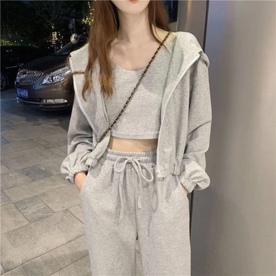 65918/春秋2021新款韩版可盐可甜炸街三件套外套宽松休闲时尚运动套装女