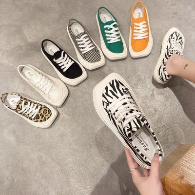 9071/芒果头丑萌白色帆布鞋女2021新款潮韩版百搭超火豹纹夏季小众板鞋