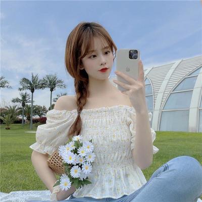 14948/夏季新款方领小碎花泡泡袖百搭衬衫修身显瘦上衣露锁骨小心机雪纺
