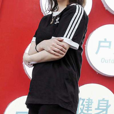 39923/2021夏季三叶草短袖T恤,情侣装三条杠刺绣短袖男女学生T恤