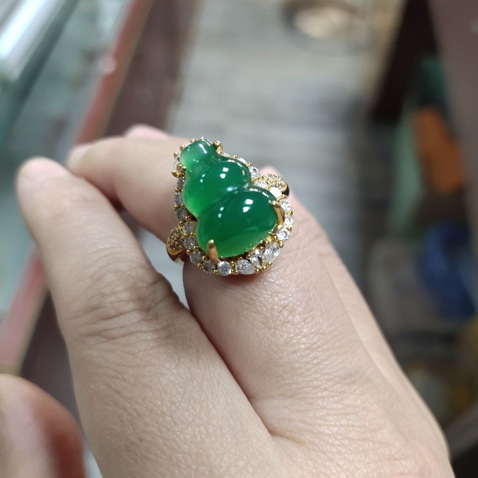 天然帝王绿葫芦玉髓戒指s925银镶嵌水润葫芦戒指时尚奢华戒指