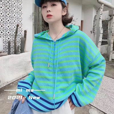 8760/冰丝针织衫女2021春新款韩版显瘦百搭连帽减龄拉链开衫条纹上衣潮