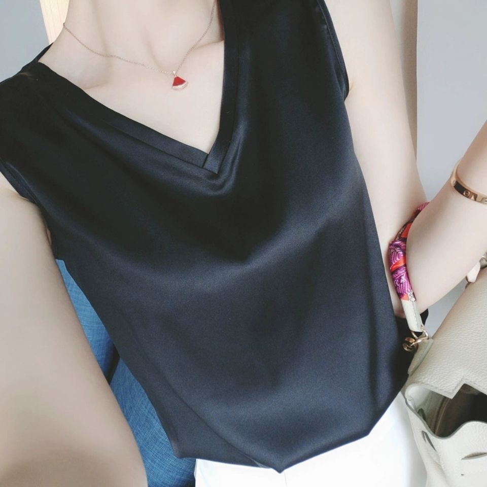 Summer niche camisole women's inner matching suit bottoming small shirt imitation silk satin V-neck top looks thin