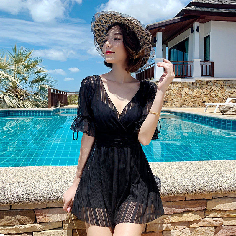Les swimsuit female fairy Fan Korea ins one-piece black sexy swimsuit female conservative slimming student swimsuit