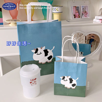 韩国ins可爱胖奶牛礼品收纳袋学生生日礼物复古包装袋手提纸袋子