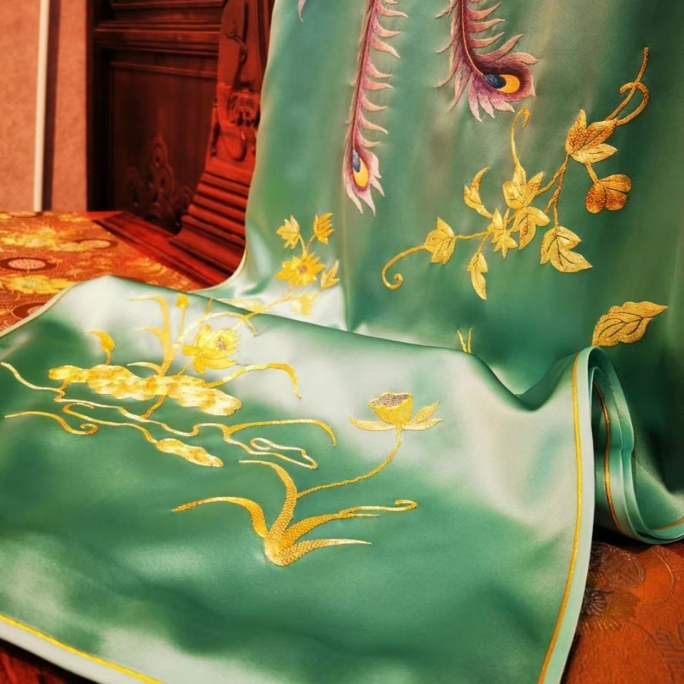手工苏绣旗袍30姆米重磅真丝里衬100桑蚕丝盘金绣平针绣