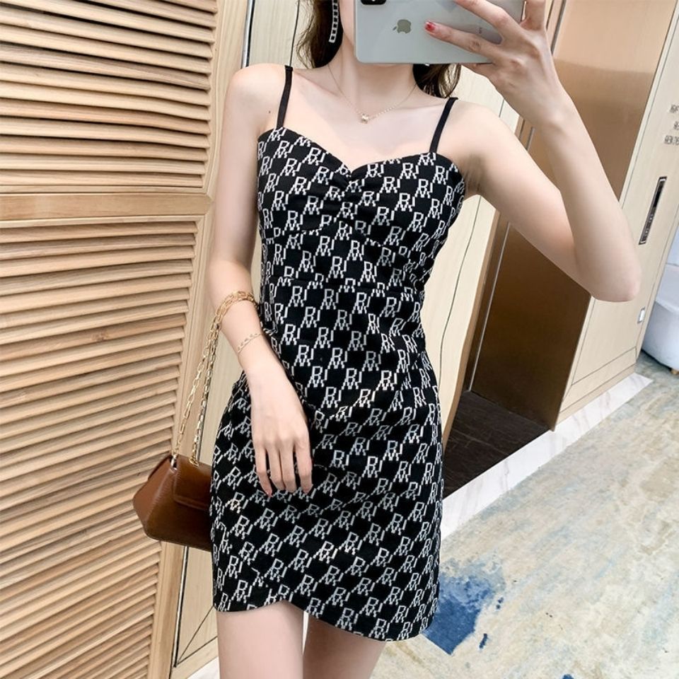 Dress female self-cultivation temperament summer  new sexy suspender skirt jumping di slim short skirt bag hip skirt summer