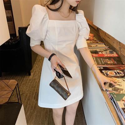 40697/2021夏季新款韩版泡泡袖方领法式小众白色裙子显瘦中长款连衣裙女