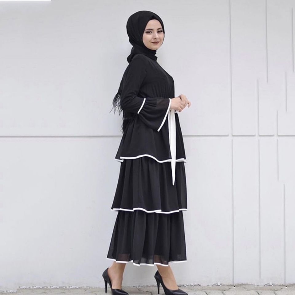 Spring New Arabian Women Long Dress Muslim Fashion Cake Layer Dress Classic Black White