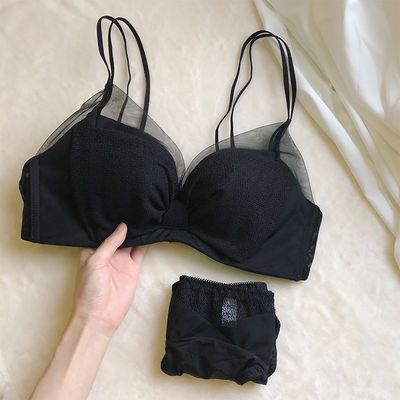 93322/深巷归人春夏薄款聚拢胸罩无痕小胸无钢圈性感蕾丝美背文胸套装