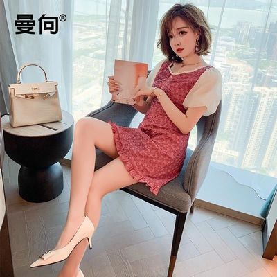 67874/曼向泡泡袖纽扣装饰收腰修身印花优雅法式连衣裙女装2021夏季新款