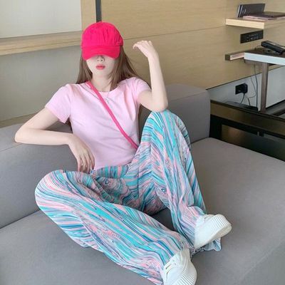 37707/夏季炸街时尚休闲运动减龄辣妹垂直感阔腿裤气质露脐短袖女两件套
