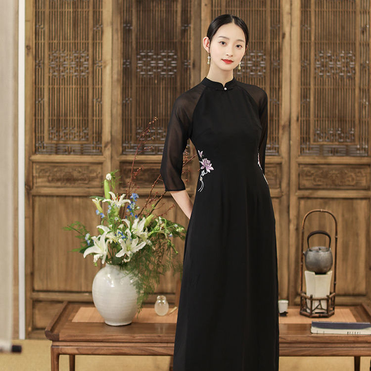 2021年夏季新款中国风复古修身改良版气质显瘦绣花文艺旗袍连衣裙