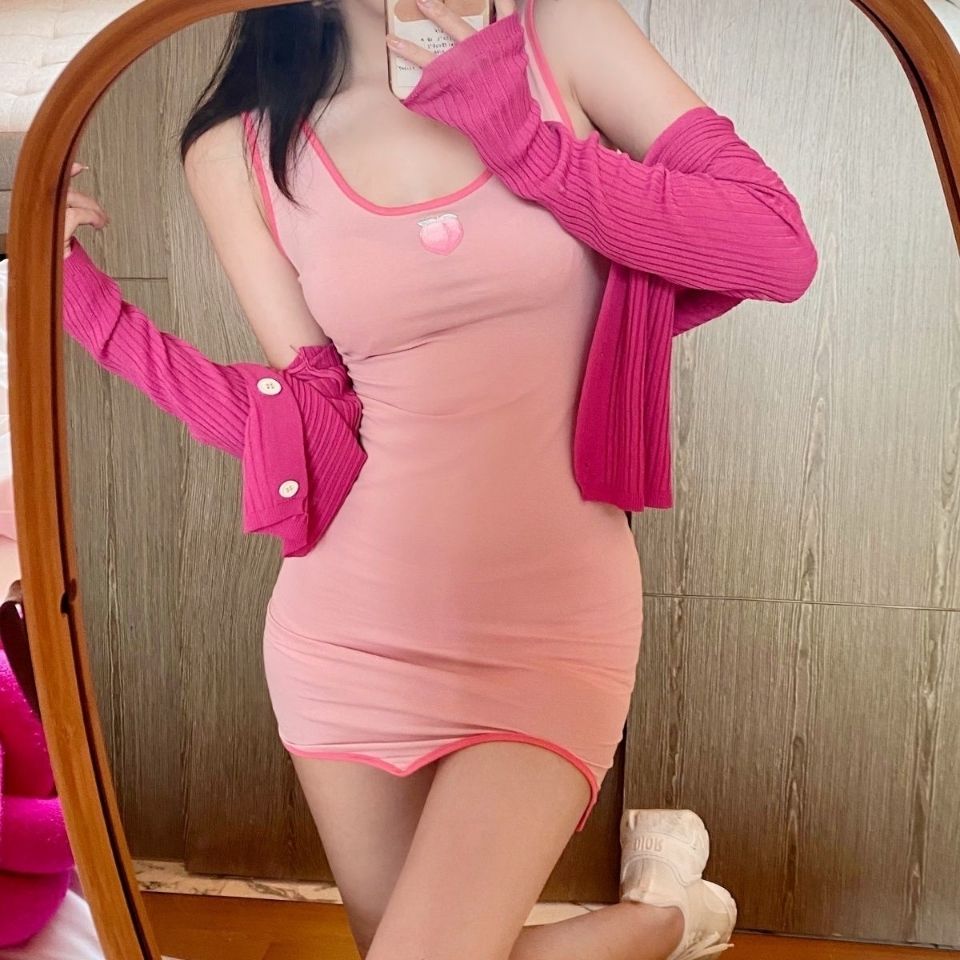 粉色背心吊帶裙女夏2023新款網紅性感包臀連衣裙修身顯瘦打底短裙