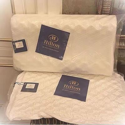 39991/希尔顿记忆乳胶枕头保健枕泰国进口软枕头酒店专用记忆枕芯一只装