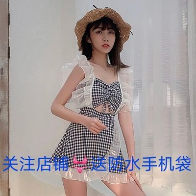 43513/2021新款连体泳衣女夏保守遮肚裙式性感格子镂空游泳装连体蕾丝花