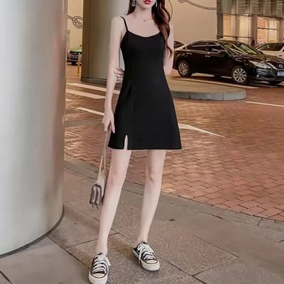 43096/超弹性不紧勒黑色吊带女2021新款短款修身性感小黑裙小众设计感风