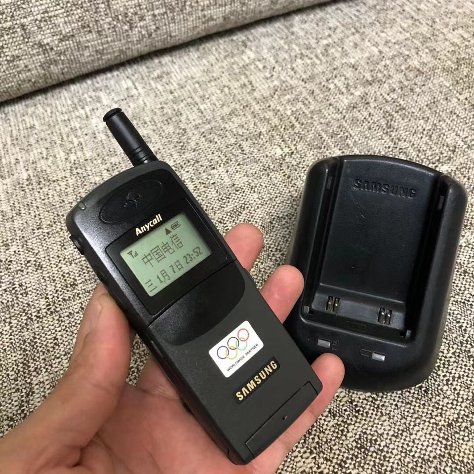 纯原装三星600c经典老款备用手机.收藏个性下翻盖【2月19日发完】