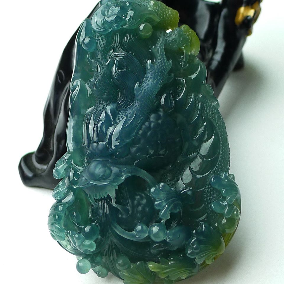缅甸天然a货翡翠蓝水双彩霸气龙牌好种精雕龙牌挂件吊坠