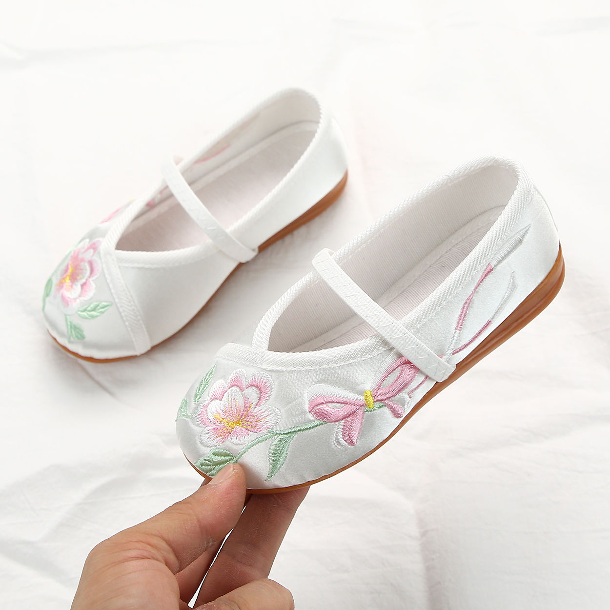 d8b29900-9a7a-4324-ae74-24e02151b8d5.jpg