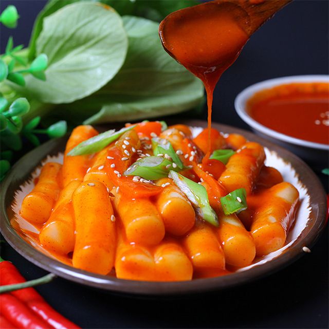 韩式炒年糕 甜辣韩国辣酱炒年糕条街边小吃年糕火锅含酱包 - 必应鸟
