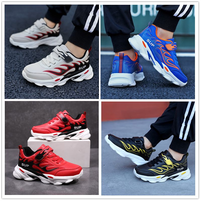 品质休闲鞋防水 70f5625e-b1ca-4b47-a001-83575950f91a.jpg