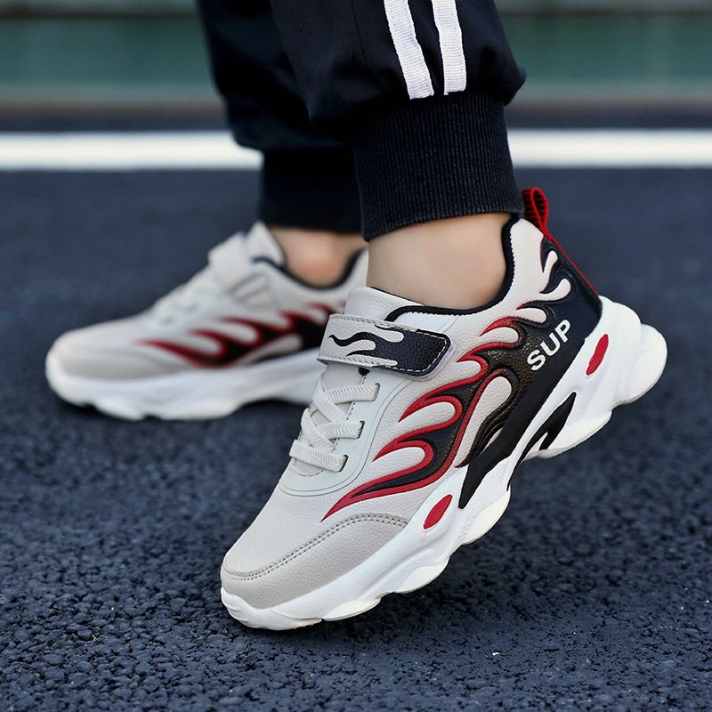 品质休闲鞋防水 05d98c5c-3ba8-4749-97f0-1f0060ed97da.jpg