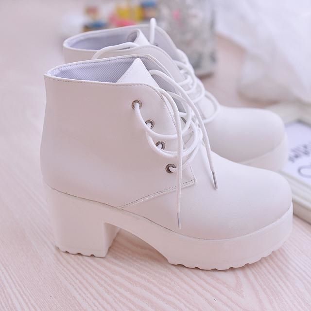 Black and white Japanese uniform shoes cos universal lace up uniform boots thick soled thick heeled boots black and white
