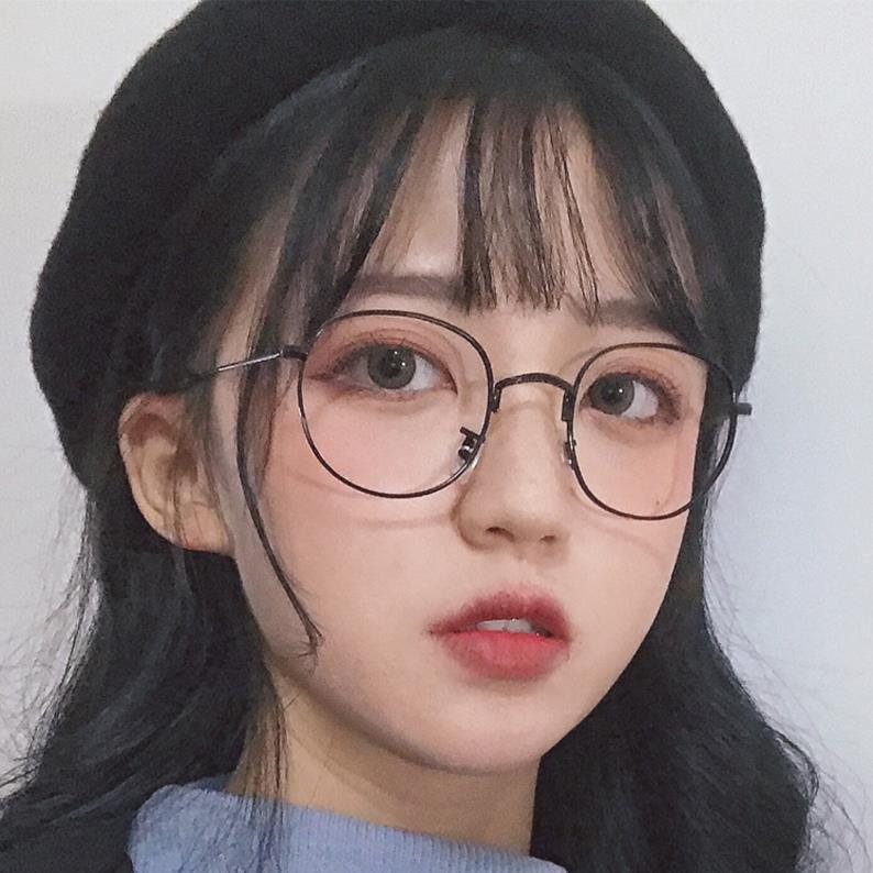 Korean version of retro small elliptical frame myopia glasses for female art students