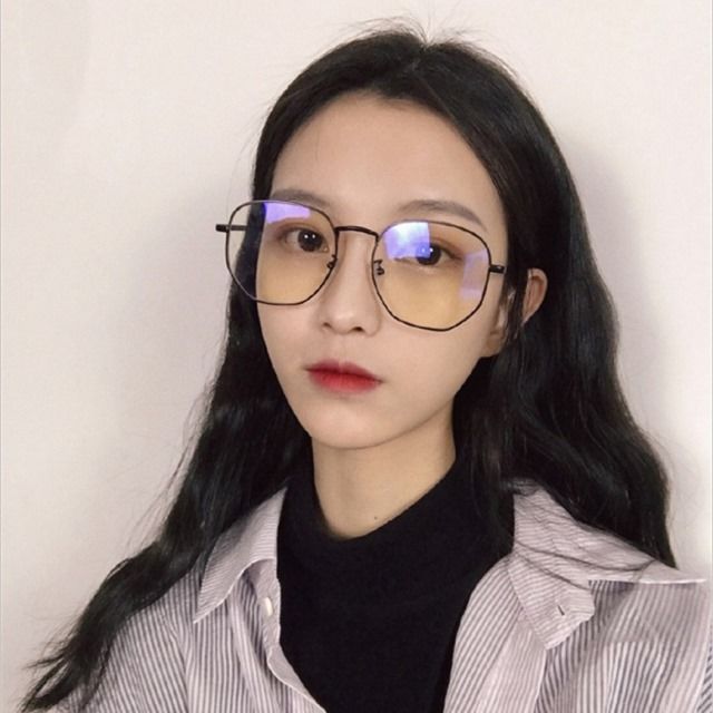 Glasses female student net red same flat lens can be equipped with myopia lens, anti radiation tide, big personality frame, small face for men