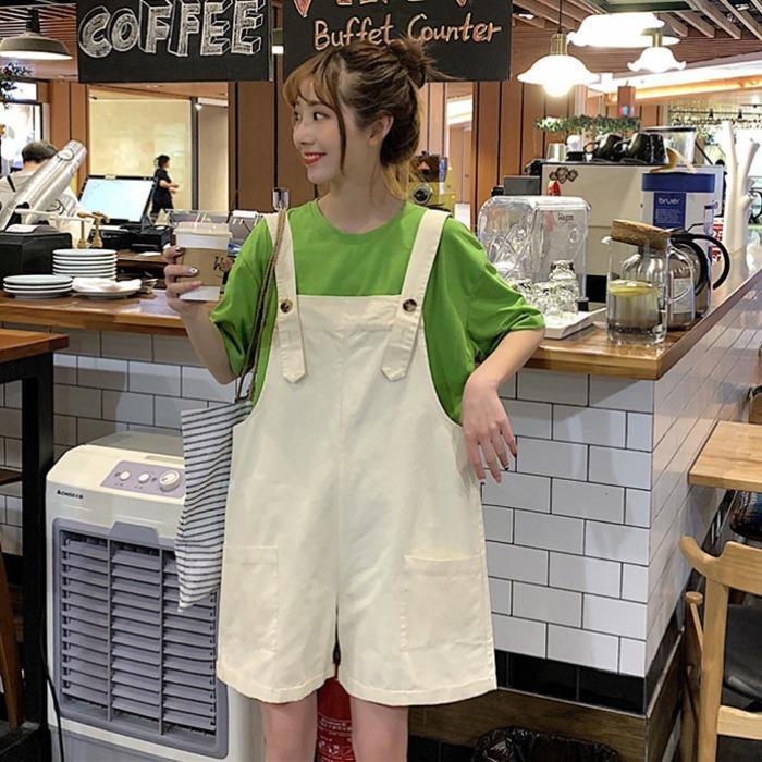 Internet celebrity retro overalls female students Korean version loose summer new small straps wide-leg casual shorts tide