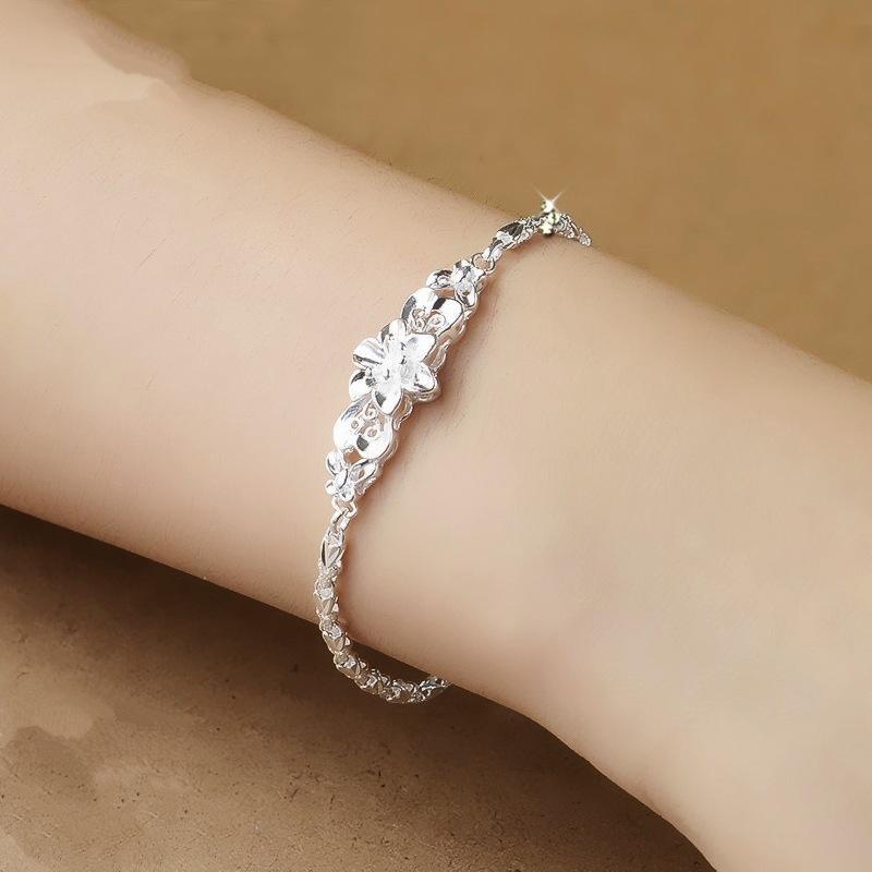 Butterfly love flower 9999 pure silver bracelet female fashion Japanese and Korean zuoyin hand ornament Bauhinia bracelet for girlfriend