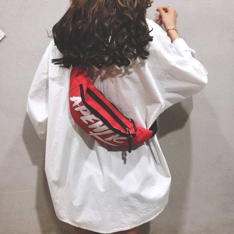 胸包女2022新款韩版时尚字母百搭腰包ins帆布斜挎洋气网红蹦迪包