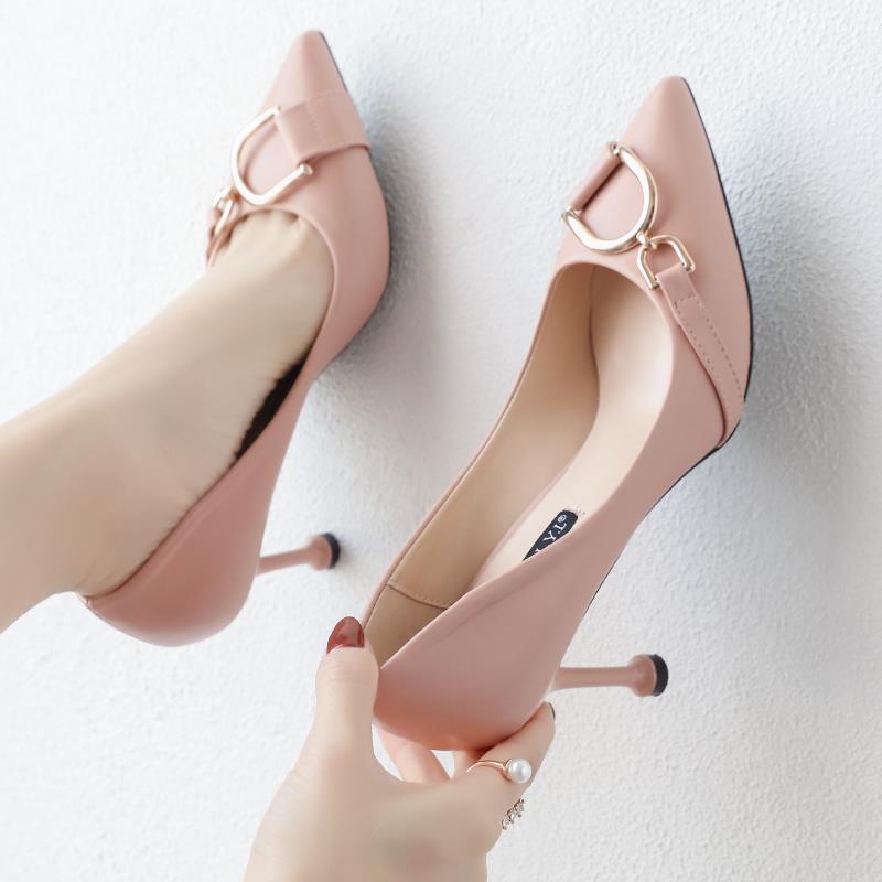 Soft leather high heeled shoes for female students