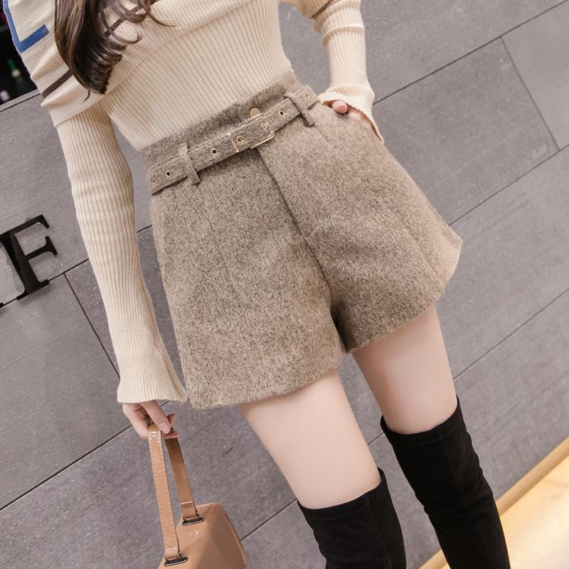 Woollen shorts women's spring and autumn 2020 new style loose and slim casual wear woolen bottomed boots pants and wide leg pants in winter