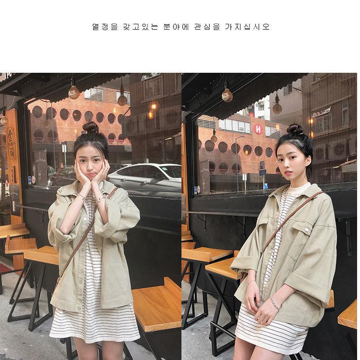 Spring and autumn new Korean version loose big pocket retro denim jacket female student Harajuku style tooling bf Hong Kong flavor shirt