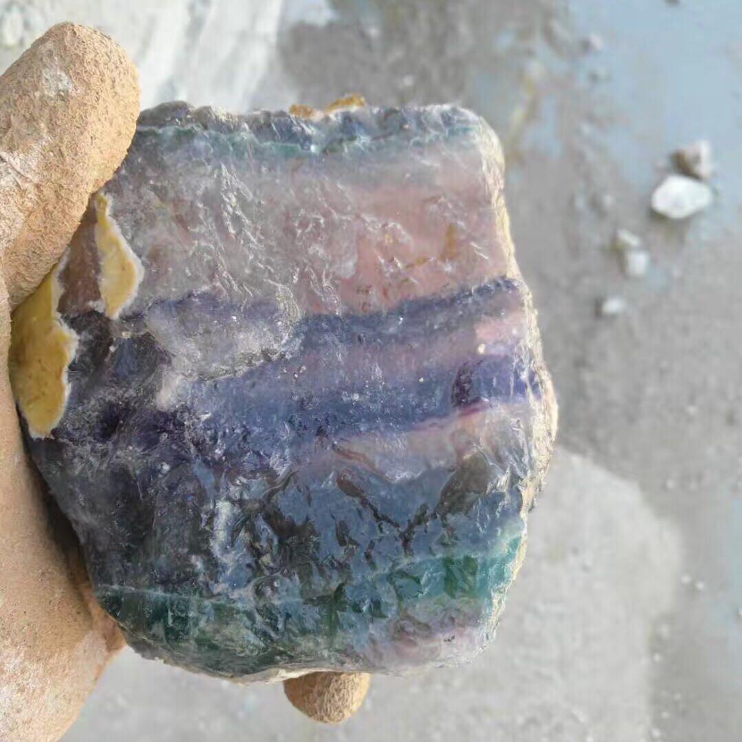 天然七彩萤石五彩石原石裸石毛料装饰材料鱼缸花盆材料摆件雕刻