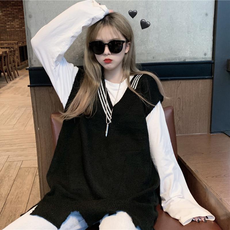 One piece / suit spring and autumn Korean 2020 new V-neck loose Knitted Vest + Long Sleeve T-Shirt two piece set for female students