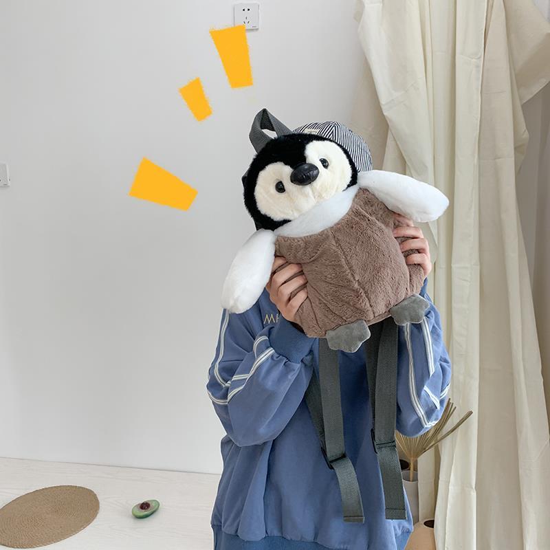 日系可爱卡通毛绒软妹企鹅公仔玩偶多功能单肩斜跨包亲子双肩包