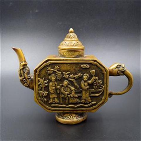 收藏古董最多的明星 83f6ca7fa1c0c44351cf063534a82737.jpeg