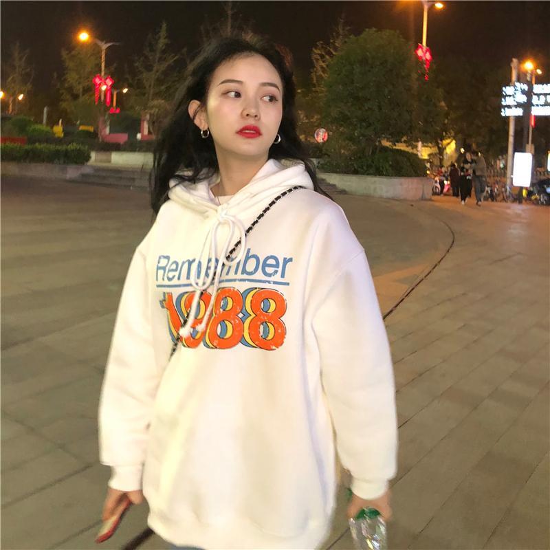Cotton autumn and winter new chic Korean academy girl sports letter printing thin loose hooded sweater women's fashion