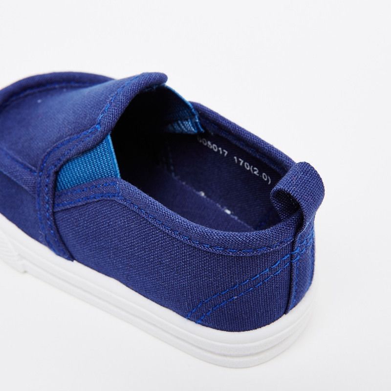 吊牌价￥169童鞋一脚蹬围盖乐福鞋605017