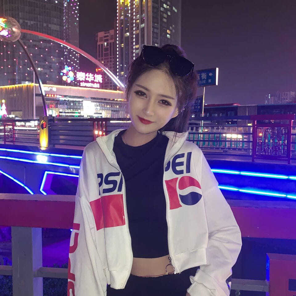 Social dress, thin coat, quick Kwai, big baby, same short Pepsi Cola zipper sunscreen coat.