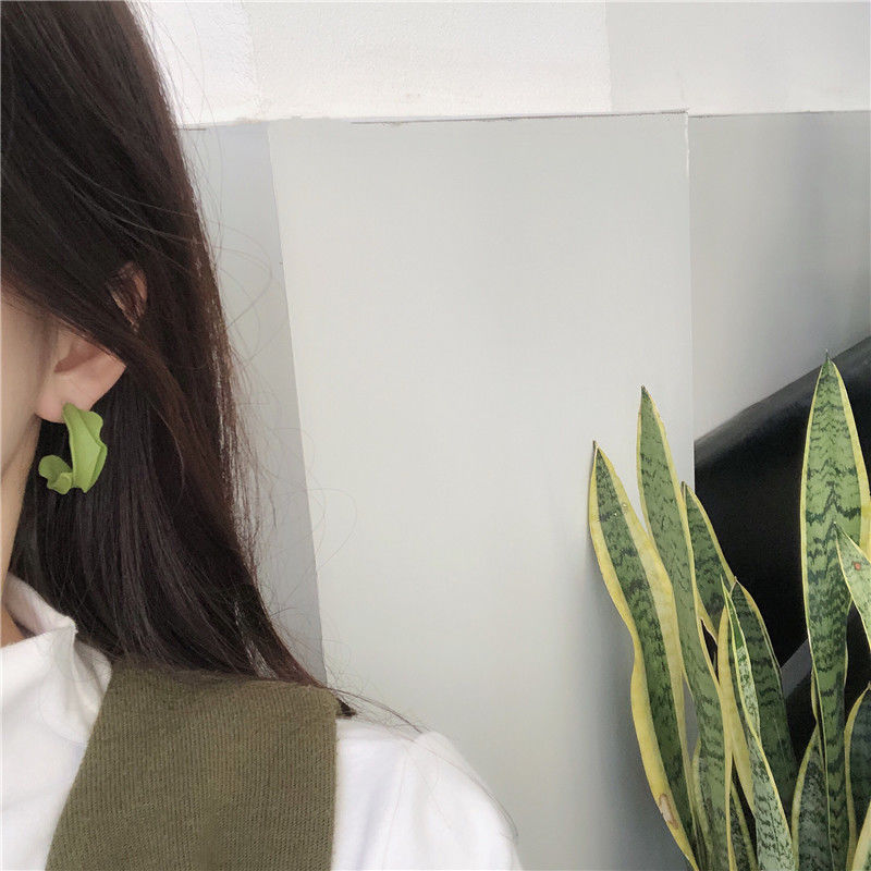 S925 Silver Needle Geometric C-shaped Earrings Small Fresh Matcha Green Earrings Earrings Suitable for Cold Wind Earrings in Summer