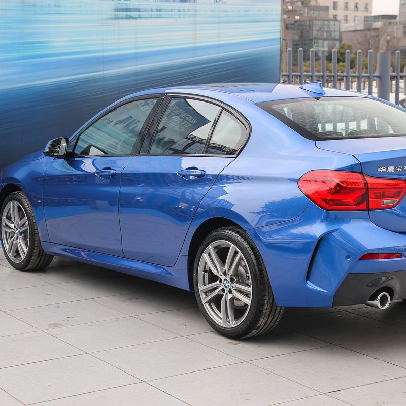 宝马1系三厢118i 120i改装专用黑色车窗装饰条 亮黑配件车身饰条