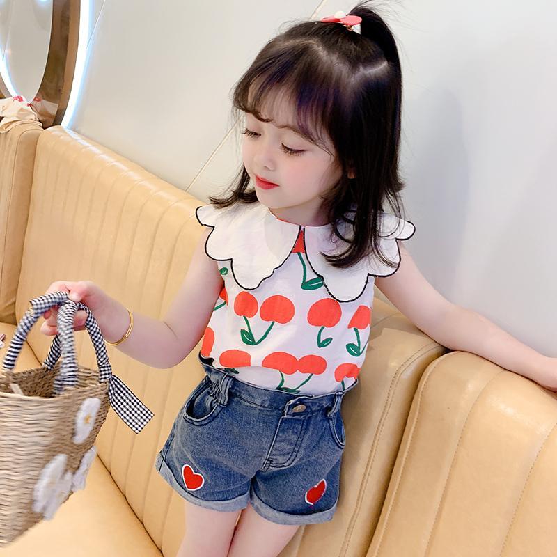 2020 summer new children's wear girls' Korean sleeveless shirt children's foreign cherry top baby versatile shirt
