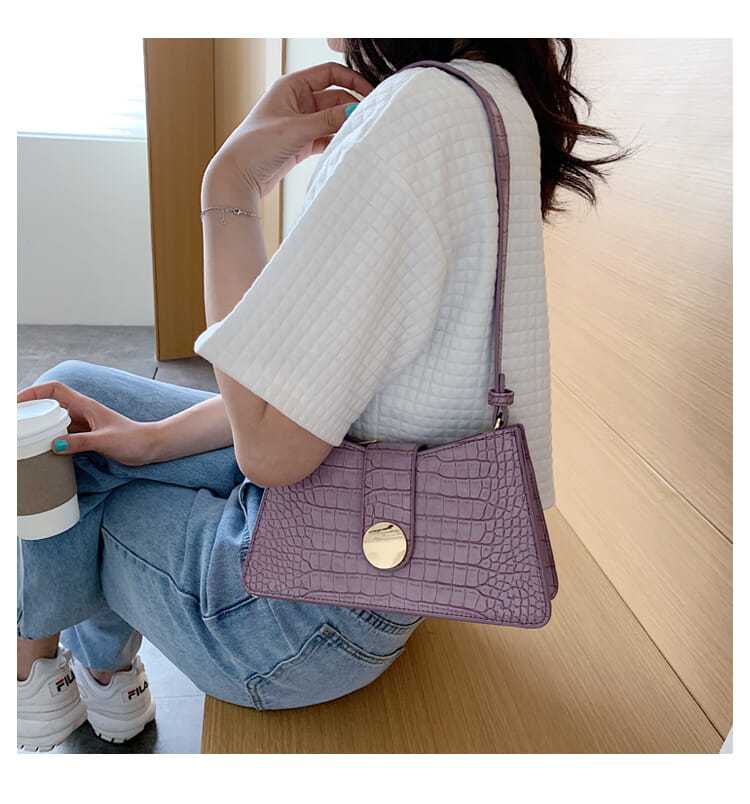 小包包2020新款潮网红单肩腋下包法棍包女包流行斜挎包女百搭ins