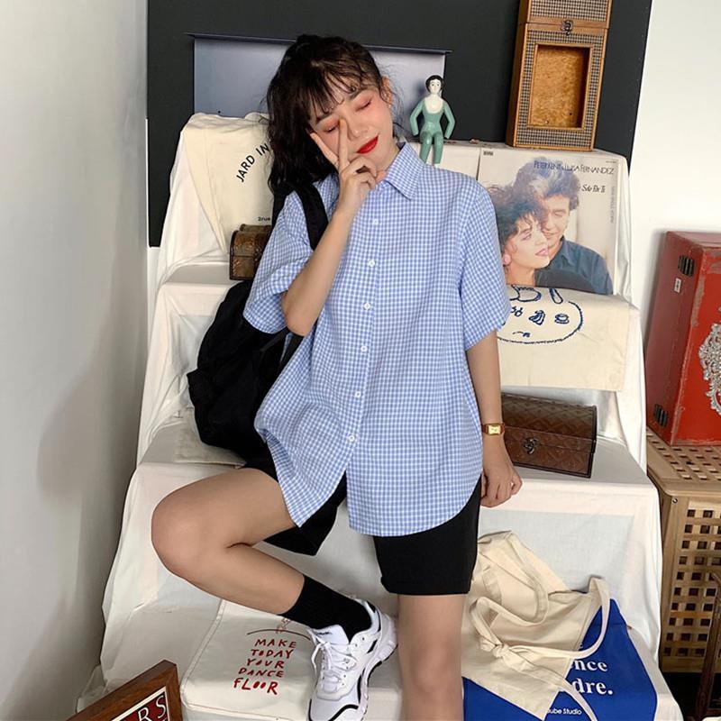 Japanese plaid short-sleeved shirt female design sense niche summer 2023 new top Korean version loose sunscreen shirt