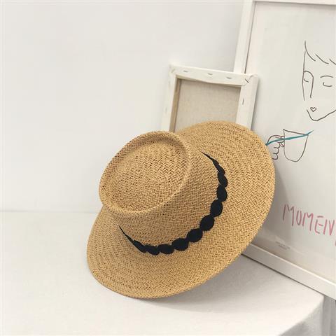 Net red flat top straw hat women's summer seaside holiday Beach Hat sunshade retro French flat brim hat small fresh hat
